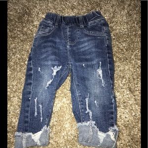 Cute distressed demin jean toddler 2T